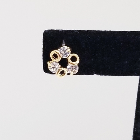 Flower Stud Earrings for LittleGirl's. 18K Gold Plated. New - Picture 3 of 5